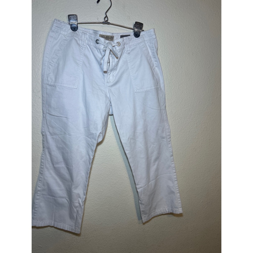 Nine West Vintage America Collection White Capris Size 10/30